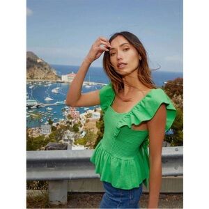 Nation LTD Jenny ruffle tank in Kelly green, size M